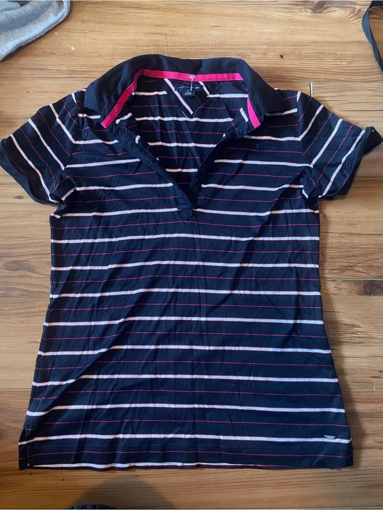 Tommy Hilfiger Tops - Y2K Tommy Hilfiger polo shitt